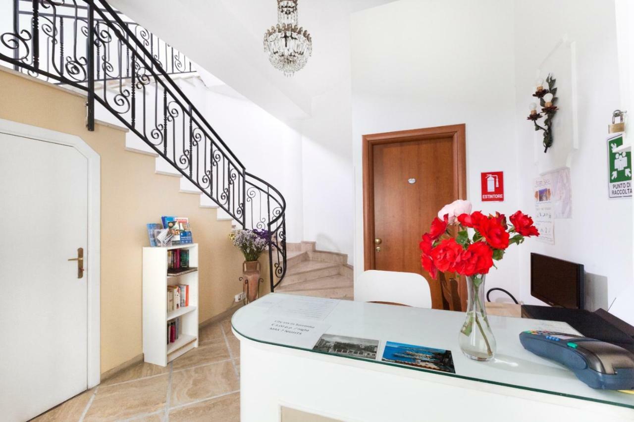 Sorrento Marida Rooms ภายนอก รูปภาพ